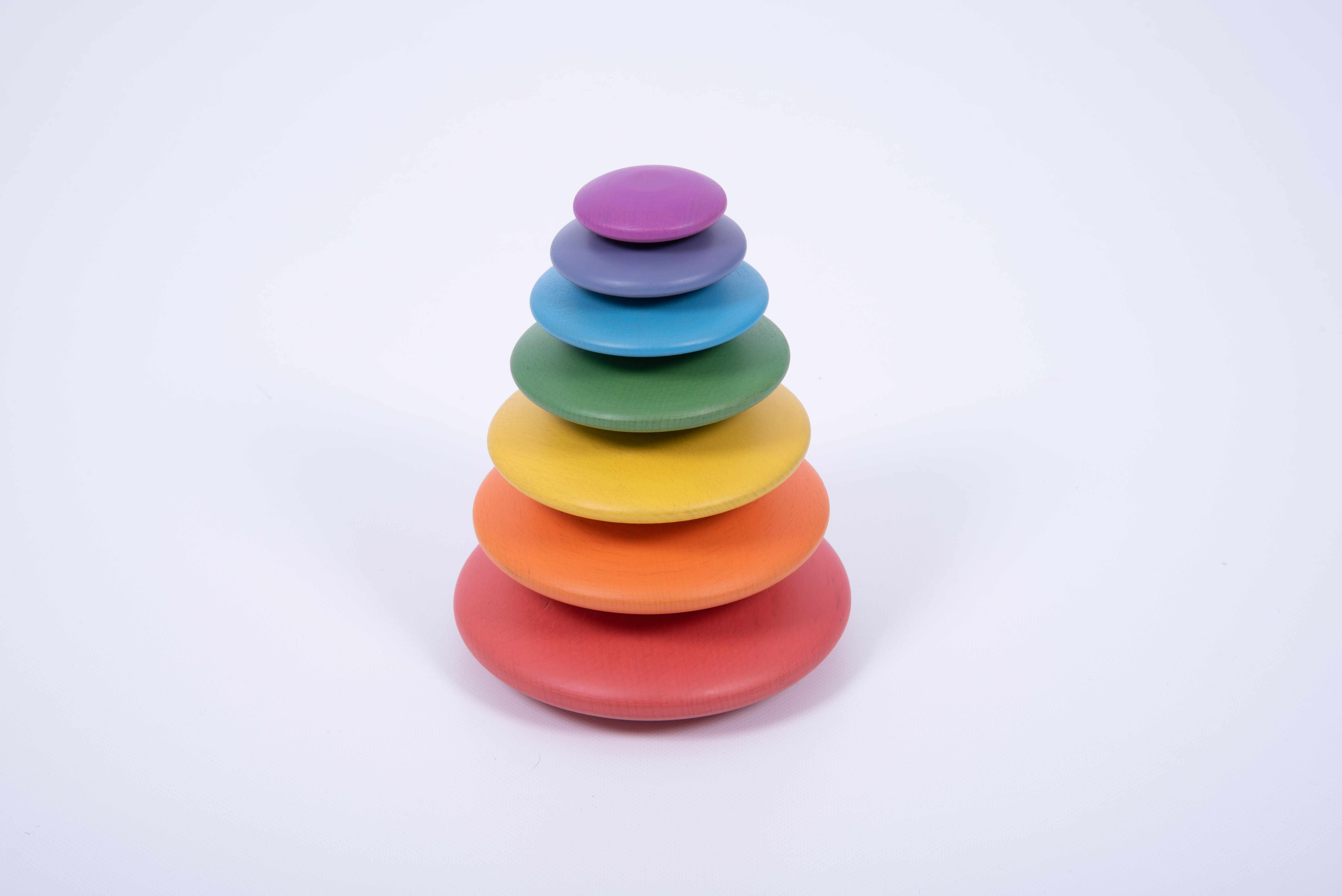 Set forme circulare din lemn de diferite culori şi dimensiuni pentru echilibru
